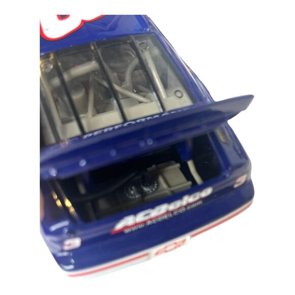 NEW Dale Earnhardt Jr #3 SUPERMAN AC DELCO 1:24 Scale Action 1999 Monte Carlo - Picture 4 of 13
